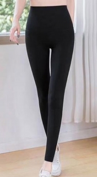black leggings