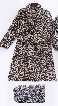 Leopard pilou pilou bathrobe