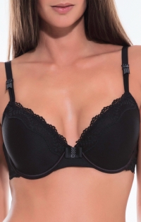 Black smooth bra to complete with matching boxer shorts