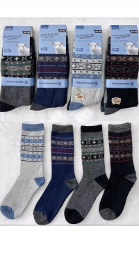 Patterned wool socks
