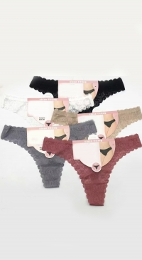 Lace thong without seams