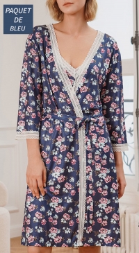 Blue cardigan and negligee 