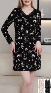 Long-sleeved printed nightgown