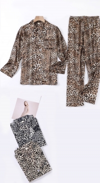 Leopard satin pajamas