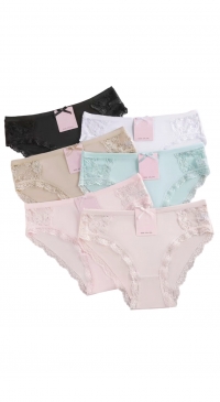 Plus size cotton panties with lace