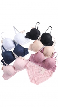 C-cup bra and lace panty set
