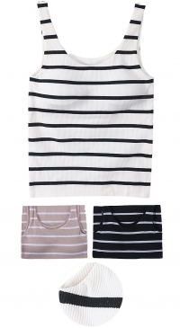 Seamless summer top in sailor style with integrated foam
