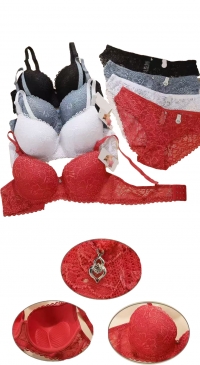 D cup bra with Brazilian briefs