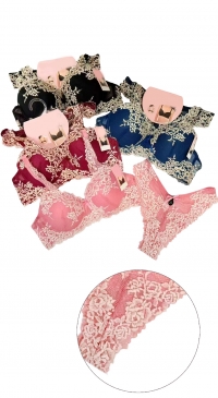 Embroidered push-up bra C cup with thong