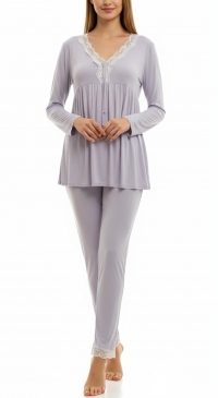 Flowy mid-season pyjamas with grey lace