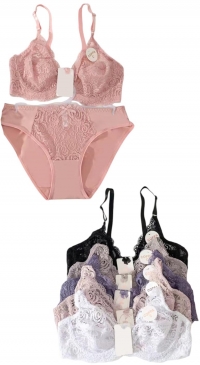 Lace push-up bra (C-cup) and matching panties