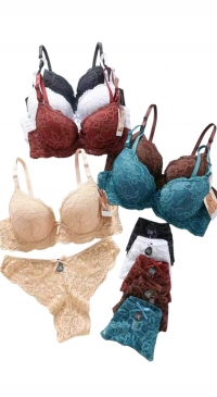 Lace push-up bra, B cup, and thong